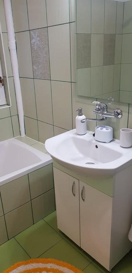 Rozsa Apartman Odorheiu Secuiesc Exterior foto